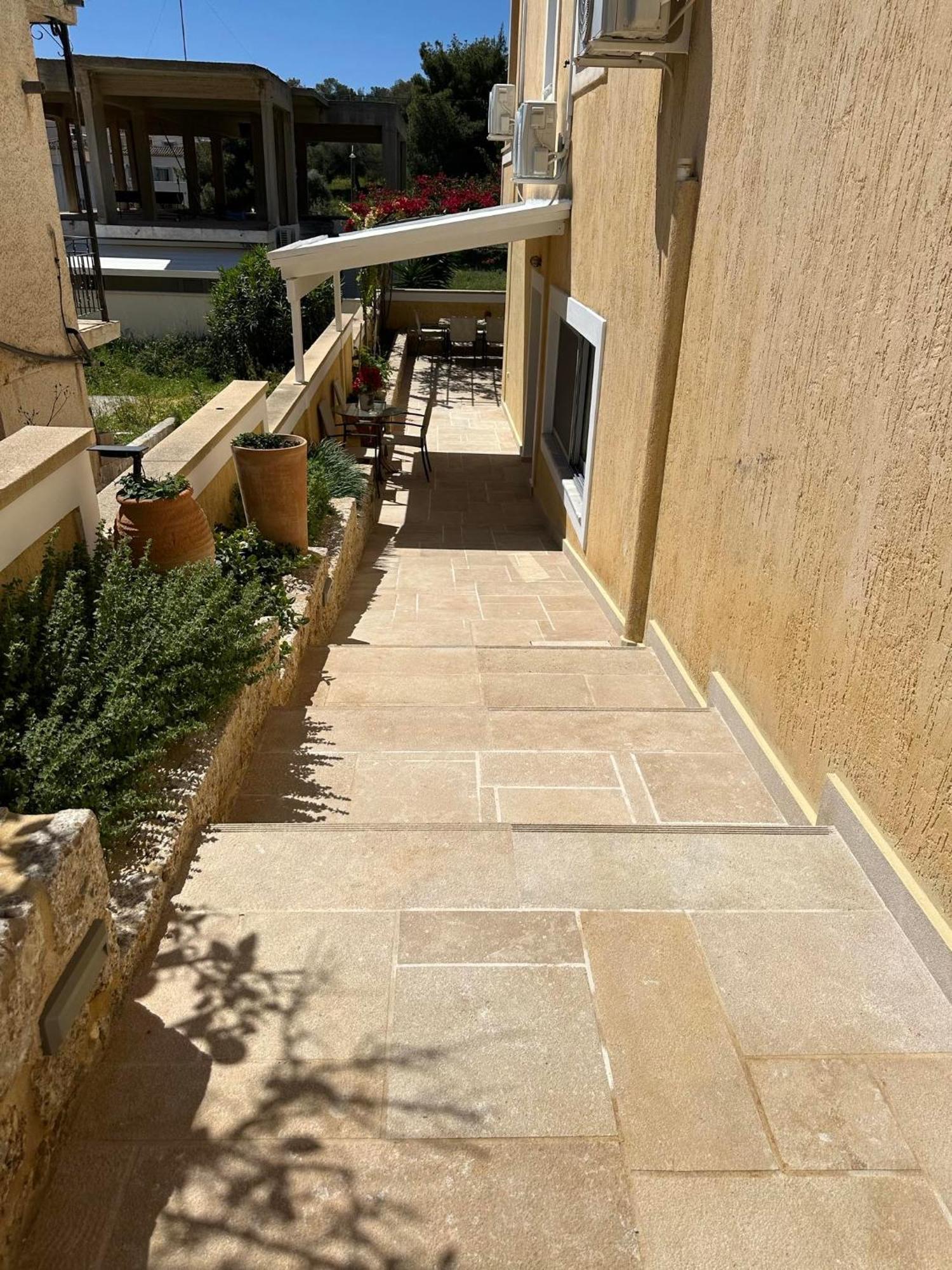 Deppys Apartment Porto Heli Exterior photo