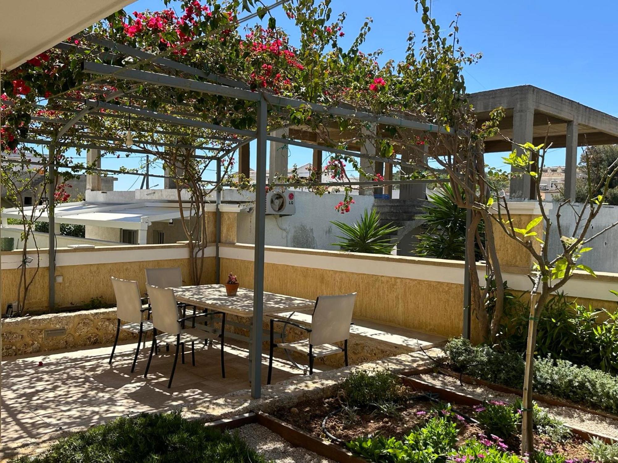 Deppys Apartment Porto Heli Exterior photo